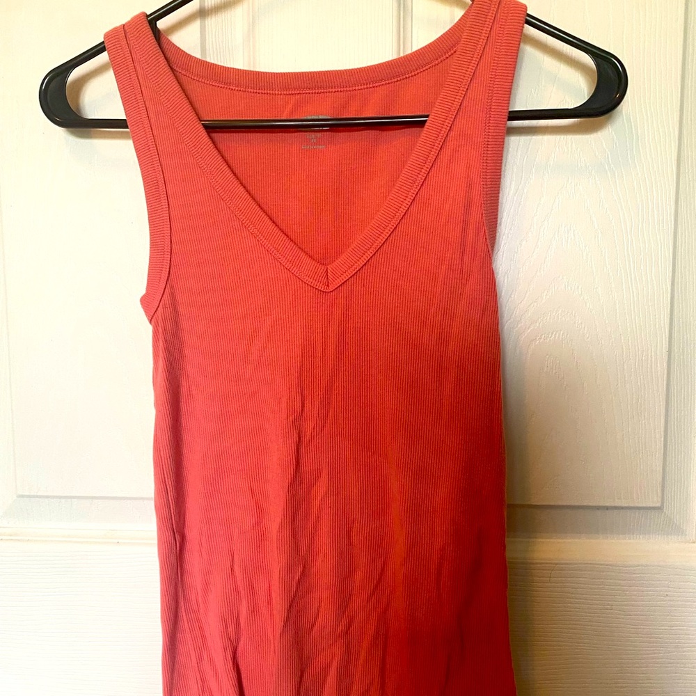 Old navy coral tank